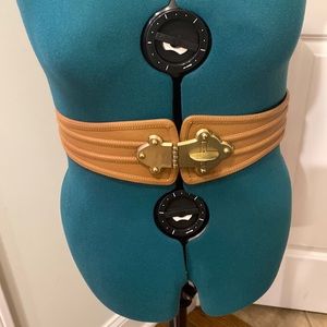 BCBGMaxAzira leather belt in M, camel, adjustable in back, antique gold hardware